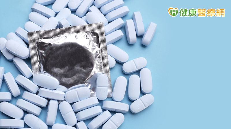 【新聞】北市愛滋感染數連年下降　專家籲：善用快篩與預防性投藥(標題圖檔)